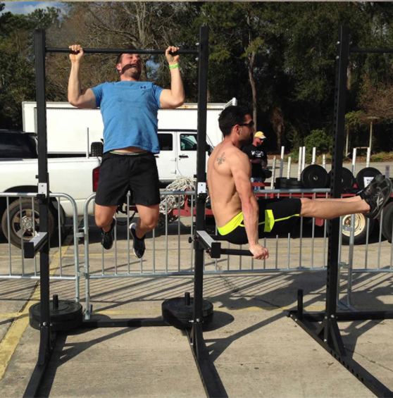 SQUAT RACK - versatile, strong with chin up bar